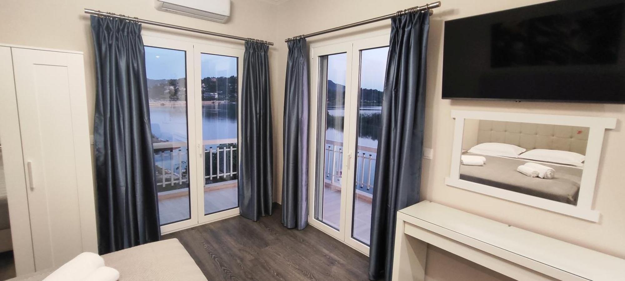 Anna Apartments Kanoni 페라마 외부 사진